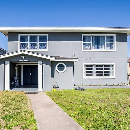 Spacious And Modern Family Duplex In Galveston! Exterior foto